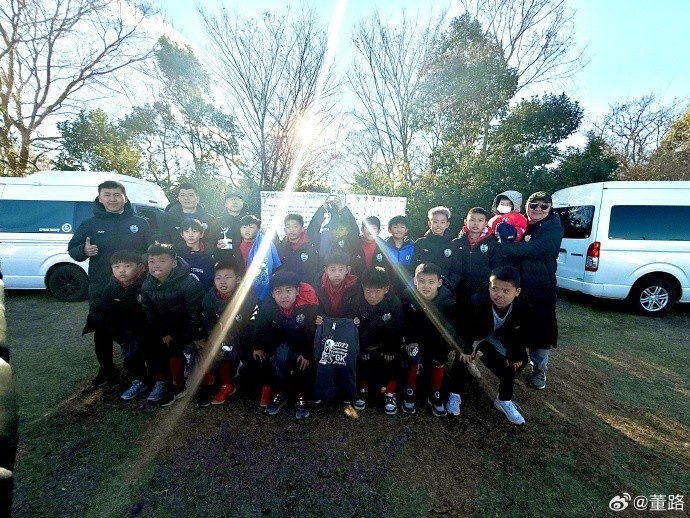  8戰(zhàn)全勝奪日本杯賽冠軍！中國足球小將發(fā)布感謝信