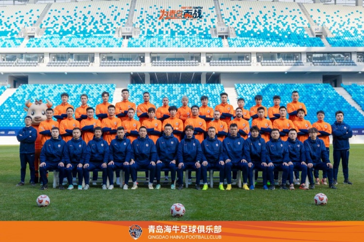  青島海牛一線隊(duì)名單：老將鄭龍、薩里奇坐鎮(zhèn)，金洋洋等新援在列