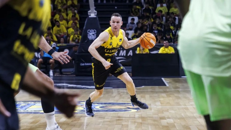  NBA初代老六，42歲進(jìn)入生涯巔峰？！
