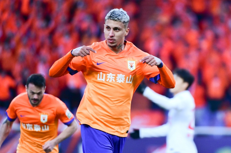  克雷桑：今天我們有理由慶祝，五外援對提升勝率會有非常大的幫助
