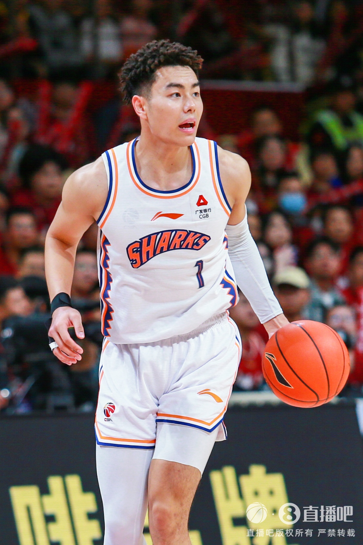  狀態(tài)火熱！李添榮15投10中&三分12中7 得到28分3板2助