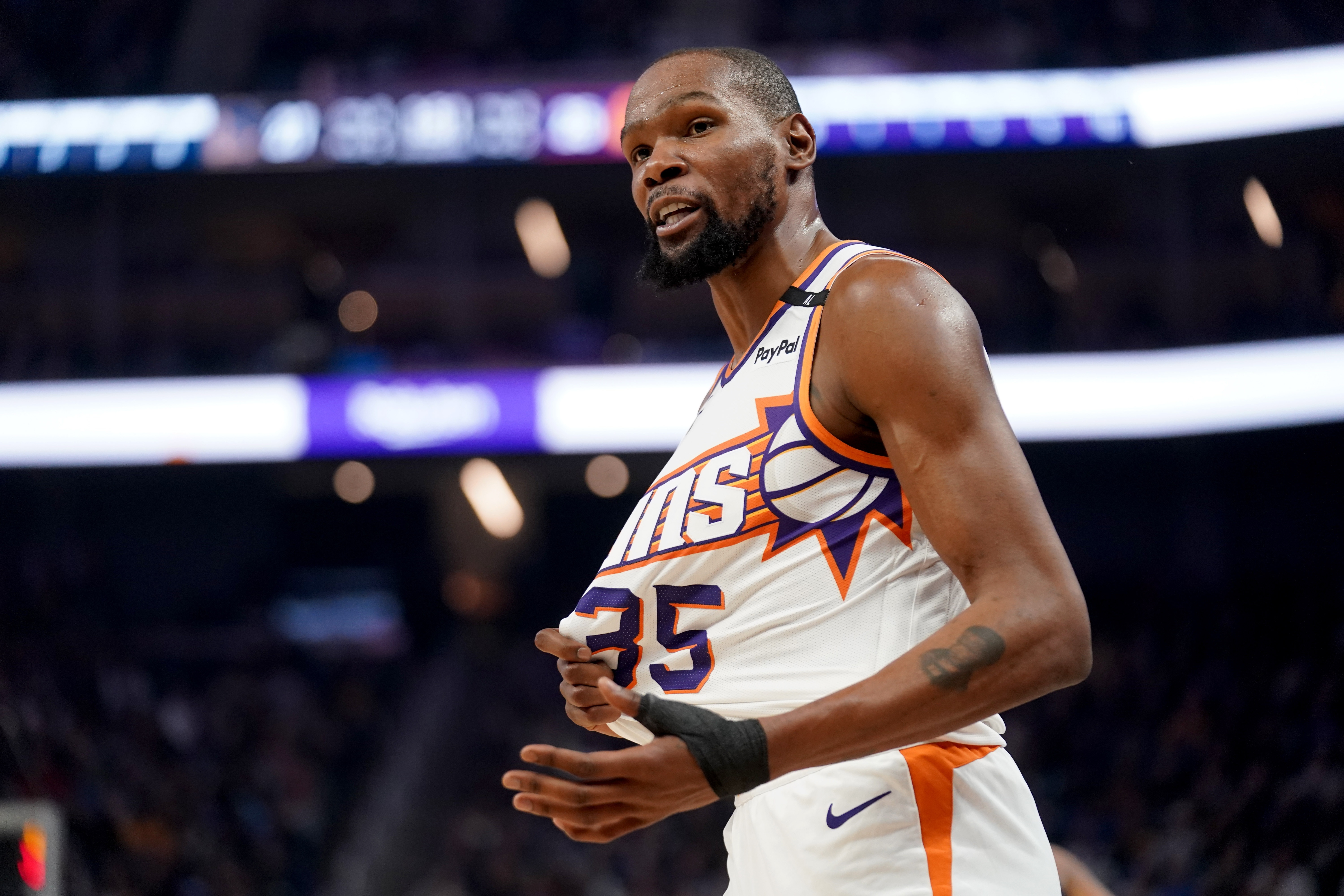  太陽更衣室有毒？KD：你只呆了五分鐘 這種說法不公平且不負責任