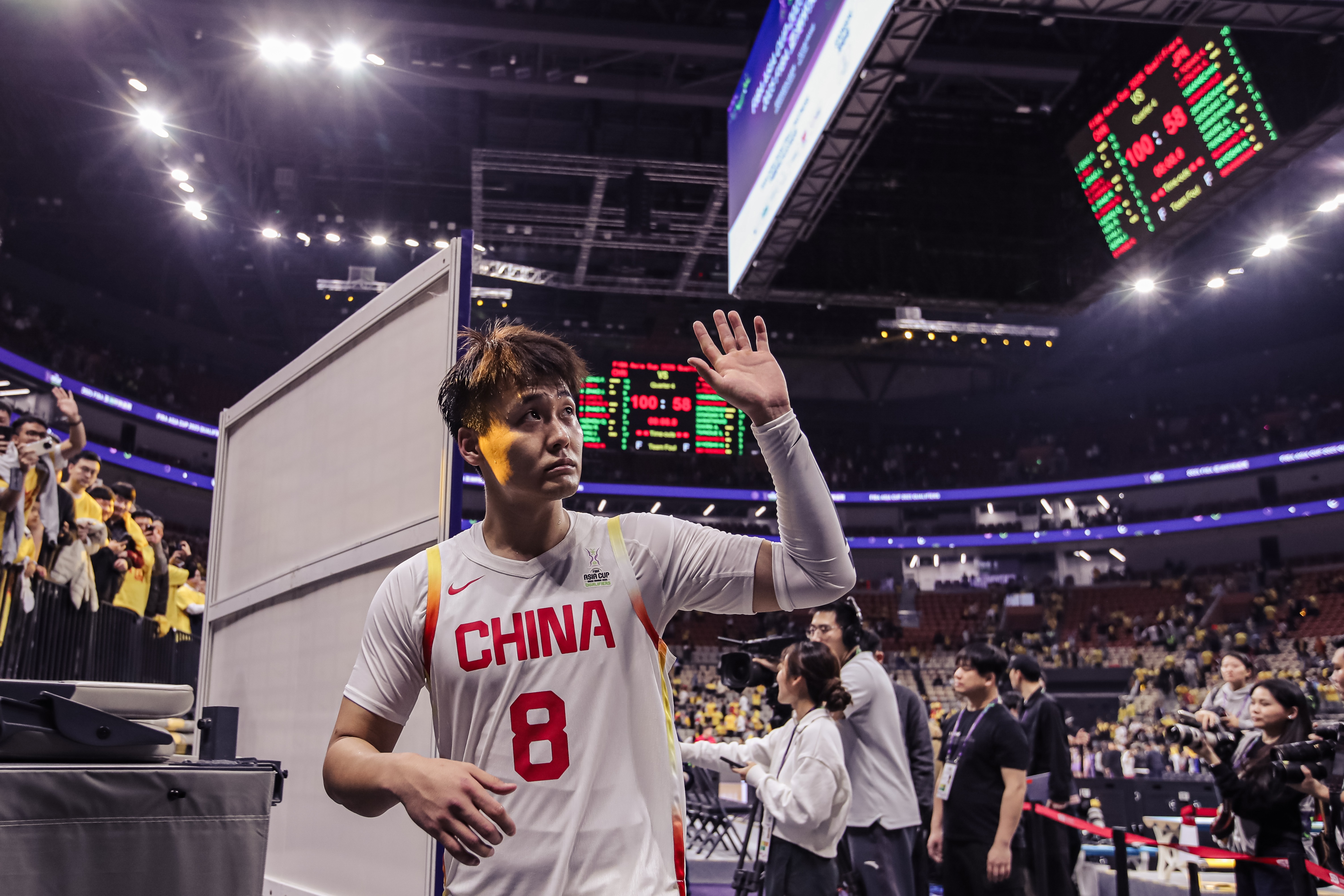  奠定基調！趙睿三分4中3攻下15+5+5 次節(jié)連得10分帶隊拉開分差